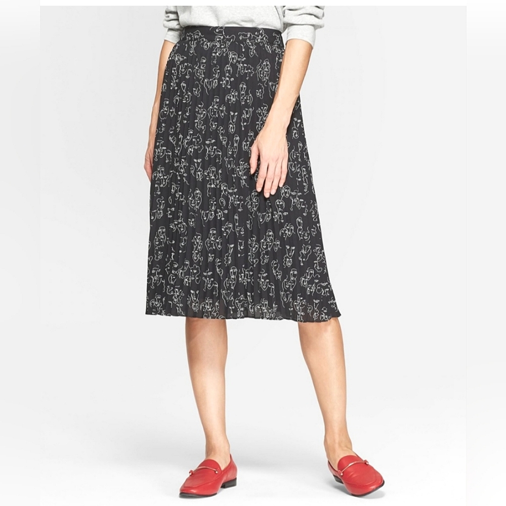 Vital Voice x Target a new day B&W Faces Chiffon Pleated Midi Skirt Size Medium
